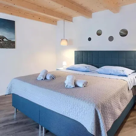 Holiday home Antonici *